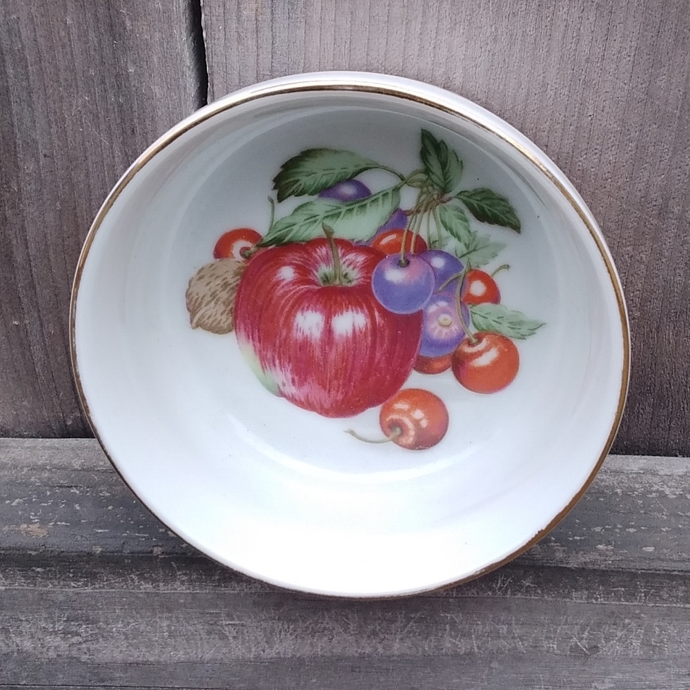 Wagner & Sons Trinket Tray Bowl Fruit 4" Made In Japan Ceramic Gold Trim